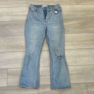 Women’s ultra high rise flare kick jeans— size 27 like new
